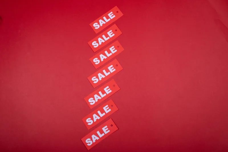 Why 'Final Markdown' Is Usually the First Lie: Decoding Retailer Clearance Tactics